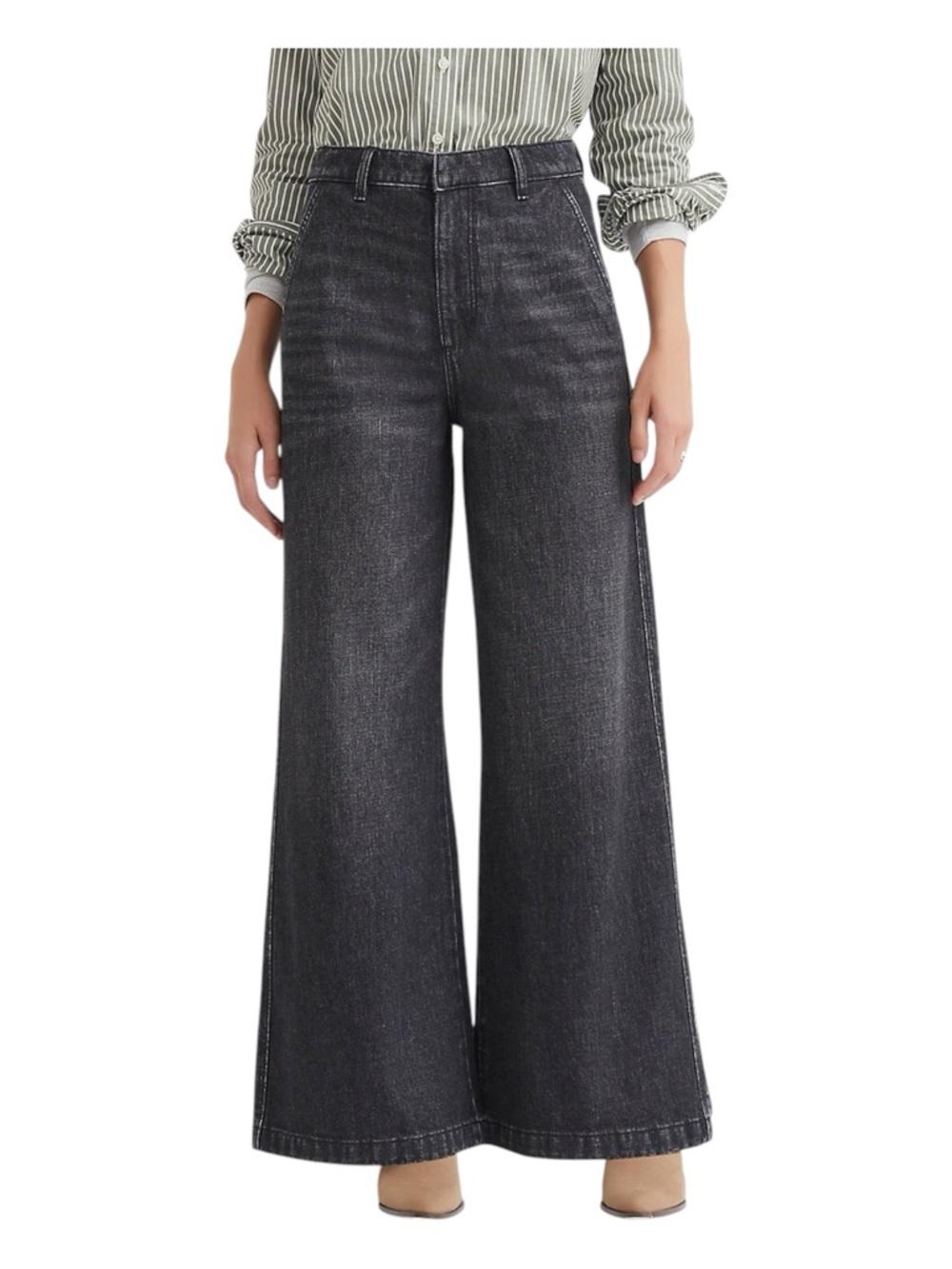 LOFT High-Rise Wide Leg Jeans in Black Wash
